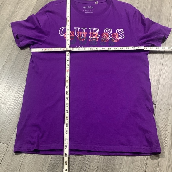 Guess Purple Embroidered SpellOut Crew Neck Short Sleeve T-Shirt size M - Picture 5 of 9